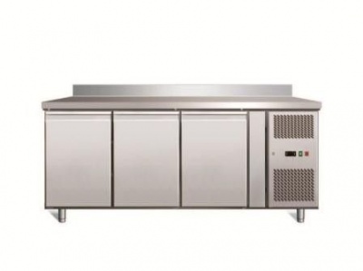 Стол холодильный Cooleq GN3200TN БОРТИК