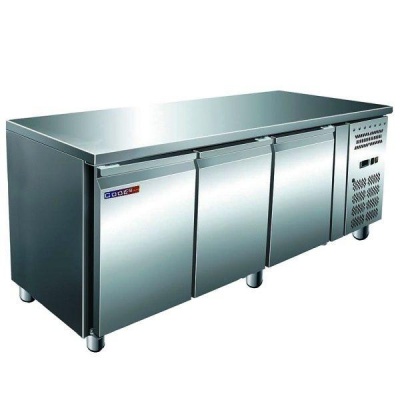 Стол холодильный Cooleq GN3100TN